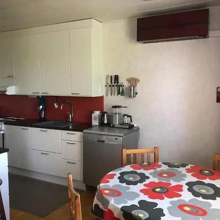 With Aircondition And Sauna Apartment *